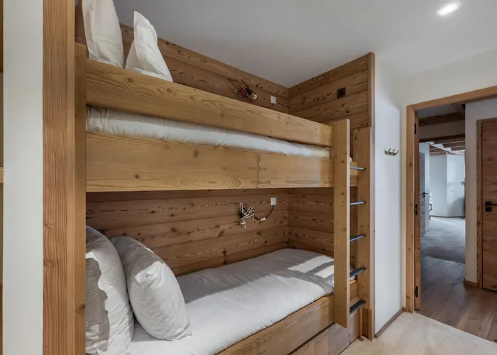 Neuf A 1850 Avec Acces Direct Aux Pistes - Fr-1-564-110 * Courchevel